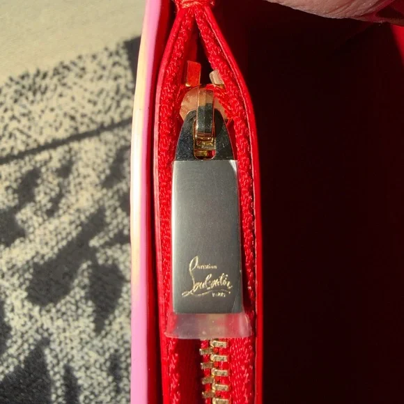 Christian Louboutin By My Side leather wallet-on-chain - NWT - Picture 7 of 9